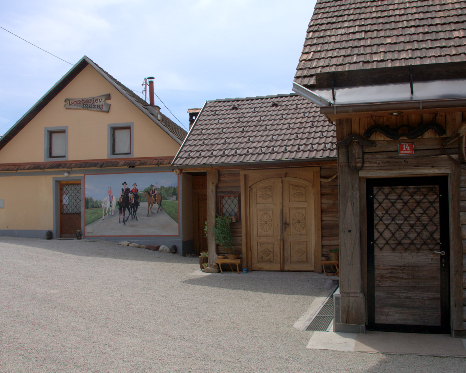Zunanjost Lončarjevega muzeja